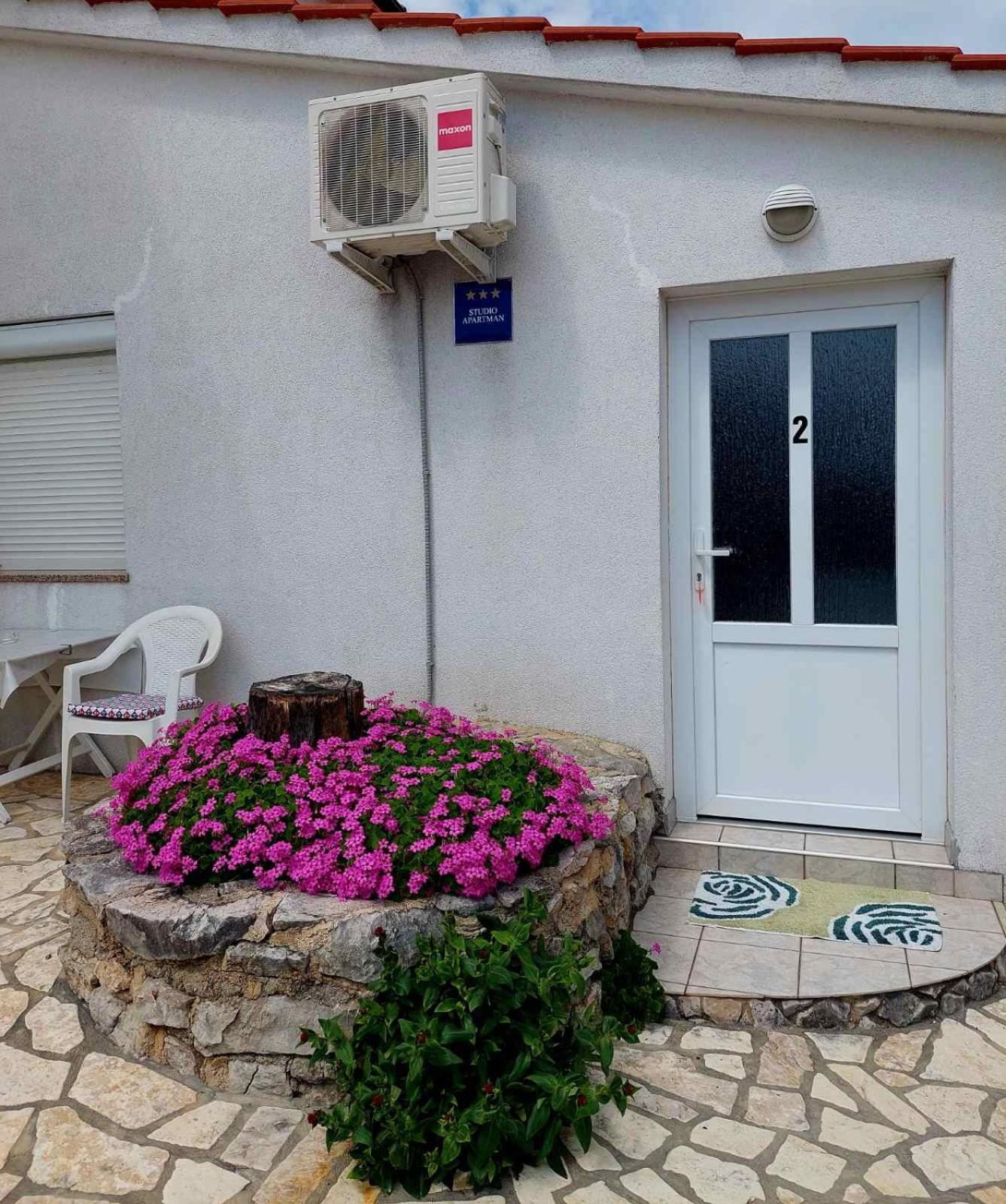 Apartments Hodanic Krk Town Quarto foto